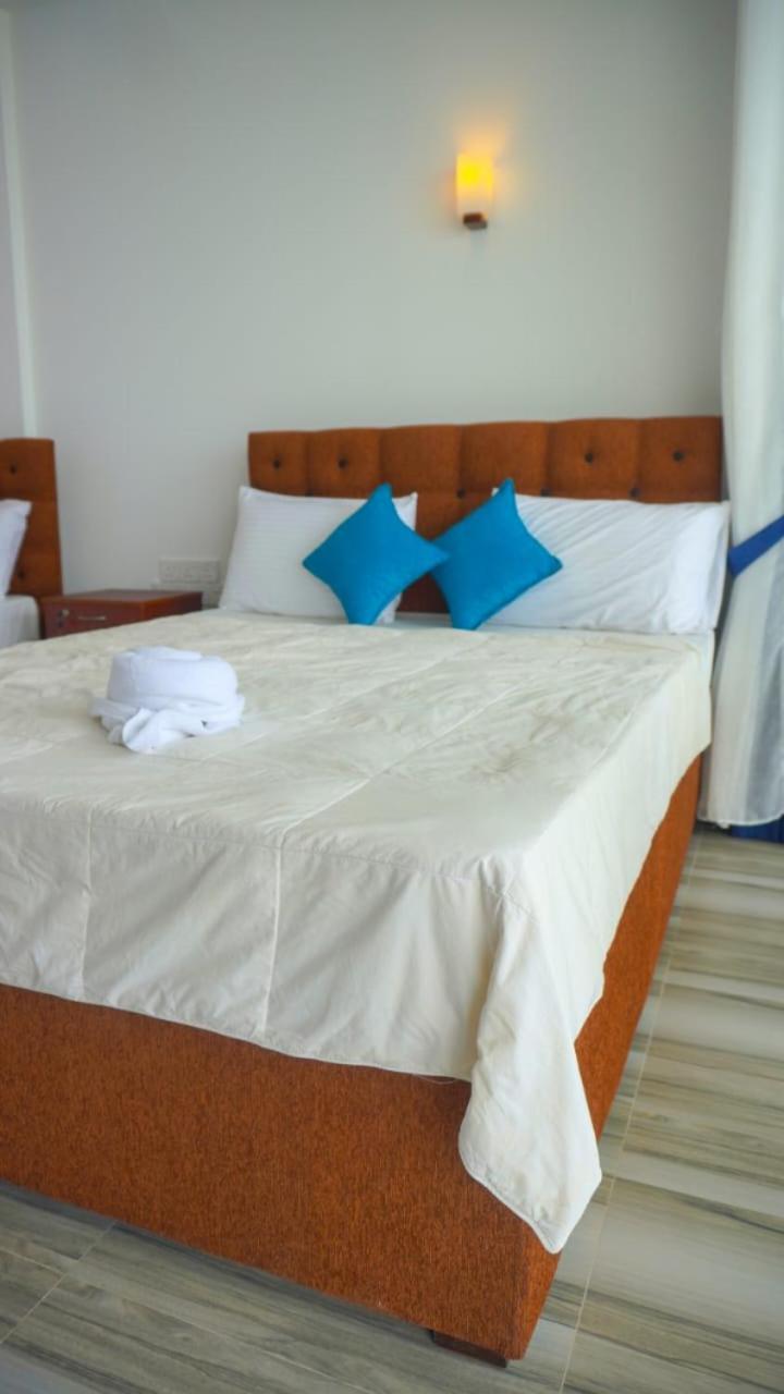 Dinuda Resort Kalpitiya Exterior photo