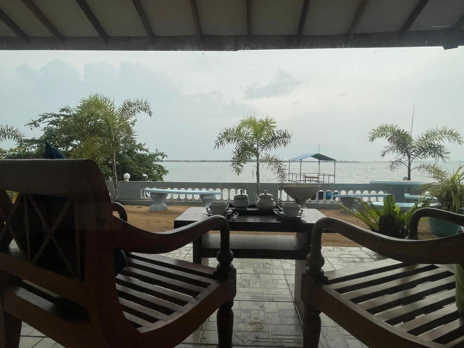 Dinuda Resort Kalpitiya Exterior photo